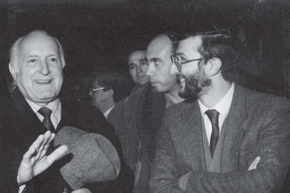 17 Roma 1987, San Giacomo al Corso. Il Presidente Oscar Luigi Scalfaro visita la mostra di Guadagnuolo.jpg